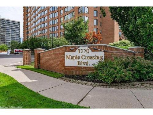 914-1270 Maple Crossing Boulevard, Burlington, ON - Outdoor