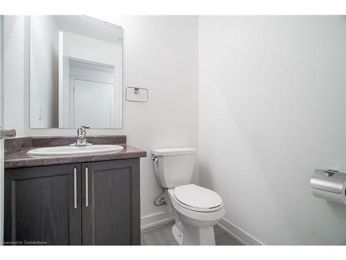 44-590 North Service Road, Hamilton, ON - Indoor Photo Showing Bathroom