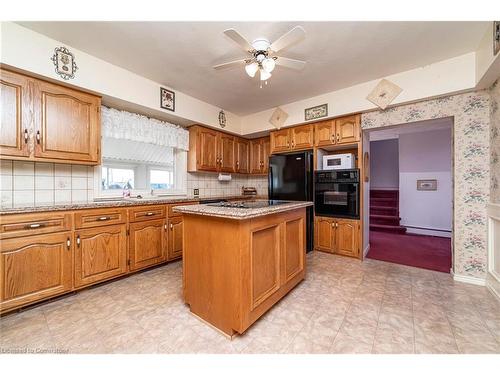 3008 Main St N, Jarvis, ON - Indoor Photo Showing Kitchen