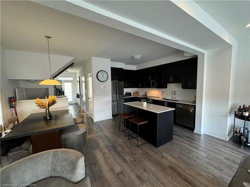 14-61 Soho Street, Hamilton, ON - Indoor Photo Showing Kitchen