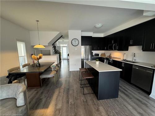 14-61 Soho Street, Hamilton, ON - Indoor Photo Showing Kitchen