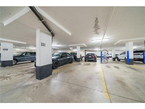 1203-105 The Queensway, Toronto, ON - Indoor Photo Showing Garage