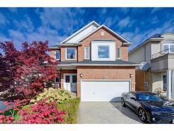 86 San Felice Court  Hamilton, ON L9B 0B4