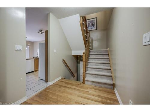 86 San Felice Court, Hamilton, ON - Indoor Photo Showing Other Room