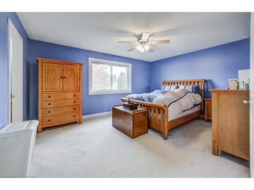 86 San Felice Court, Hamilton, ON - Indoor Photo Showing Bedroom