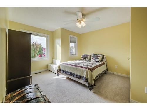 86 San Felice Court, Hamilton, ON - Indoor Photo Showing Bedroom