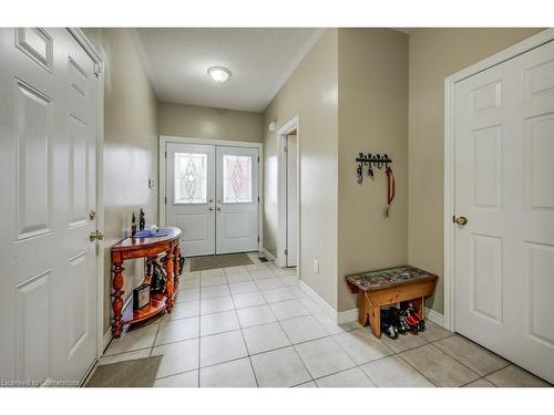 86 San Felice Court, Hamilton, ON - Indoor Photo Showing Other Room