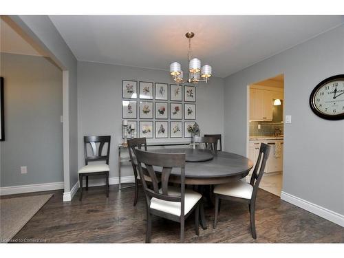 1709-301 Frances Avenue, Stoney Creek, ON - Indoor Photo Showing Dining Room