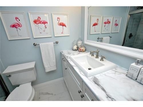 1709-301 Frances Avenue, Stoney Creek, ON - Indoor Photo Showing Bathroom