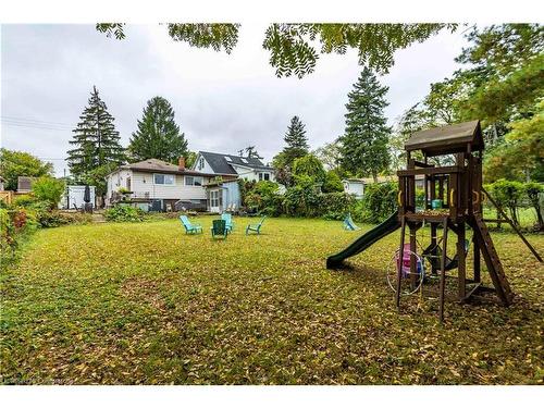 478 Mohawk Road W, Hamilton, ON - Outdoor With Backyard