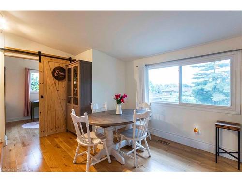 478 Mohawk Road W, Hamilton, ON - Indoor Photo Showing Dining Room