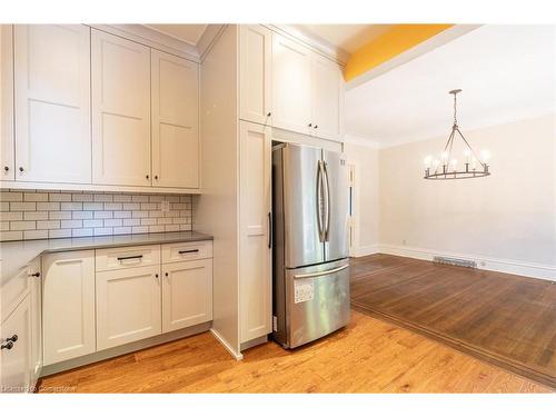 12 Beulah Avenue, Hamilton, ON - Indoor Photo Showing Kitchen