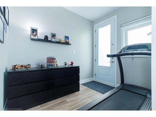 183 Sunnyridge Road, Ancaster, ON - Indoor Photo Showing Gym Room