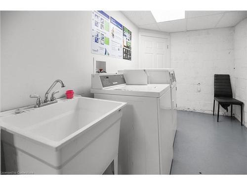 302-63 John Street S, Hamilton, ON - Indoor Photo Showing Laundry Room