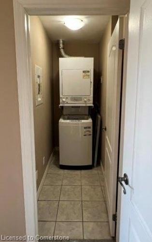 1009-135 James Street S, Hamilton, ON - Indoor Photo Showing Laundry Room