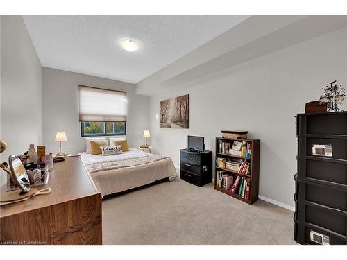 505-175 Hunter Street E, Hamilton, ON - Indoor Photo Showing Bedroom