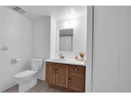 505-175 Hunter Street E, Hamilton, ON - Indoor Photo Showing Bathroom