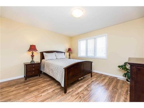 614 Cargill Path, Milton, ON - Indoor Photo Showing Bedroom