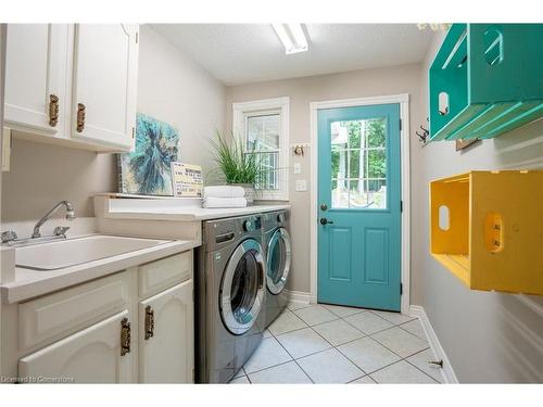 2214 3Rd Side Road, Campbellville, ON - Indoor Photo Showing Laundry Room