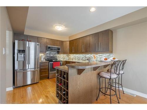 1434 Evans Boulevard, London, ON - Indoor Photo Showing Kitchen With Stainless Steel Kitchen