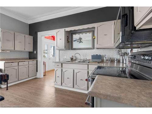 155 Bishopsgate Road, Scotland, ON - Indoor Photo Showing Kitchen