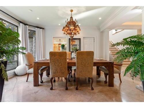 90 Ridge Road, Grimsby, ON - Indoor Photo Showing Dining Room