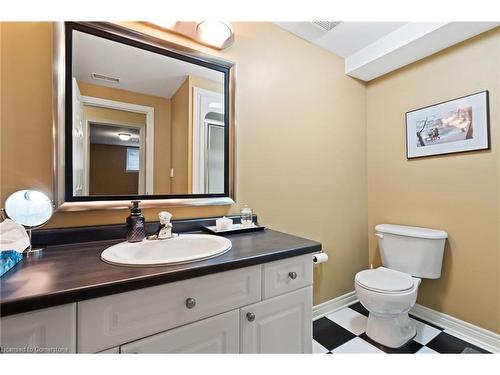 99 Willowlanding Court, Welland, ON - Indoor Photo Showing Bathroom