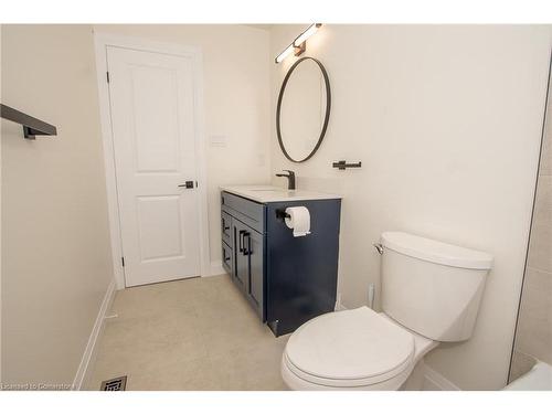 31 Tolton Drive, Brampton, ON - Indoor Photo Showing Bathroom