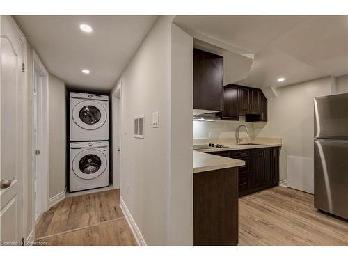 Lower-1417 Augustine Drive, Burlington, ON - Indoor Photo Showing Laundry Room