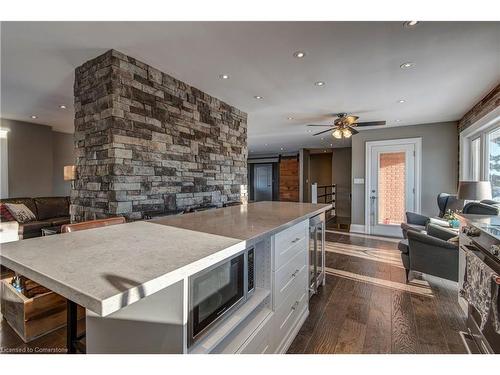 1470 Lower Base Line, Oakville, ON - Indoor