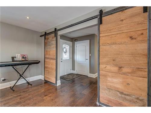 1470 Lower Base Line, Oakville, ON - Indoor