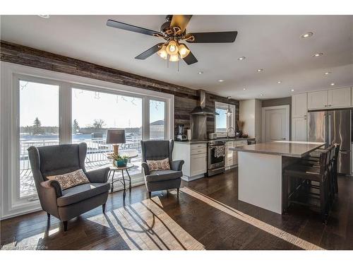 1470 Lower Base Line, Oakville, ON - Indoor