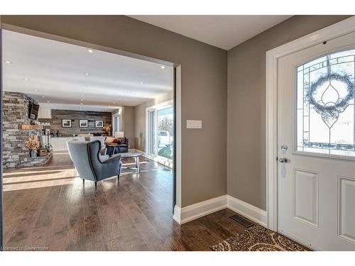 1470 Lower Base Line, Oakville, ON - Indoor Photo Showing Other Room