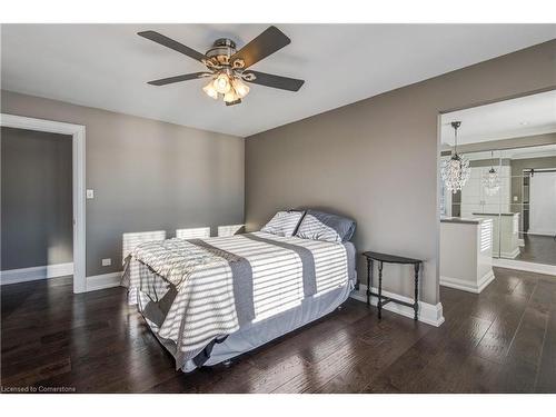 1470 Lower Base Line, Oakville, ON - Indoor Photo Showing Bedroom