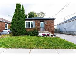 90 East 11th Street  Hamilton, ON L9A 3T4