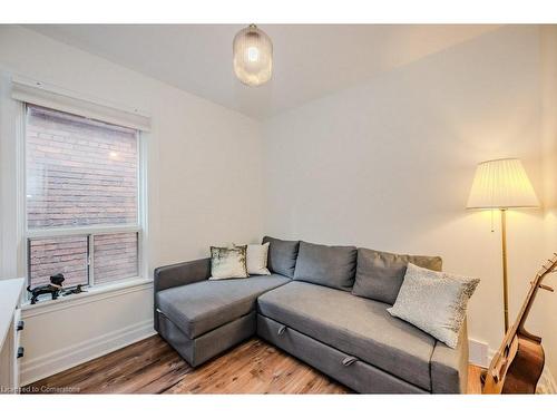 450 Herkimer Street, Hamilton, ON - Indoor Photo Showing Living Room