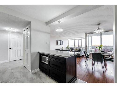 705-40 Harrisford Street, Hamilton, ON - Indoor Photo Showing Dining Room