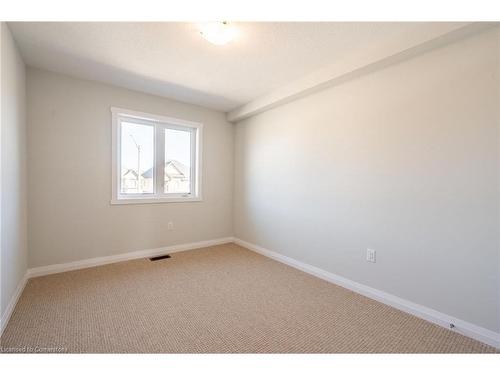 237 Lormont Boulevard, Stoney Creek, ON - Indoor Photo Showing Other Room