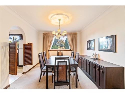 2032 Faversham Avenue, Burlington, ON - Indoor Photo Showing Dining Room