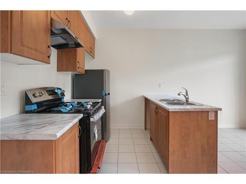 12 Hylton Drive, Barrie, ON - Indoor Photo Showing Kitchen With Double Sink