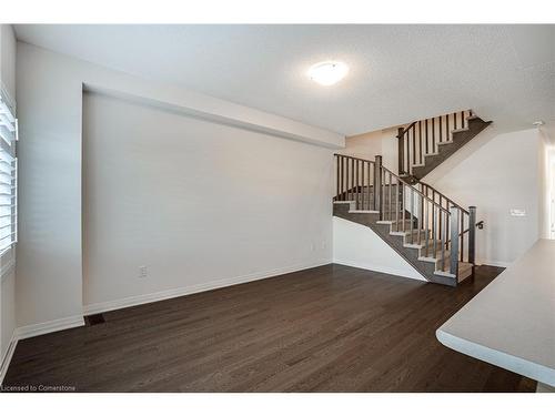 4162 Cherry Heights Boulevard, Lincoln, ON - Indoor Photo Showing Other Room