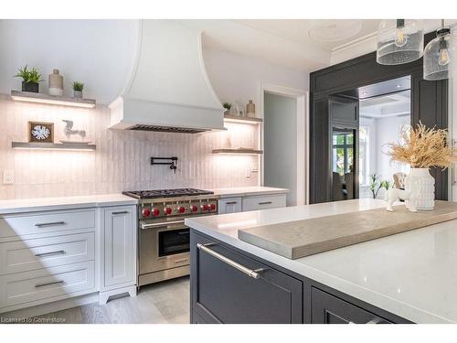 620 King Road, Burlington, ON - Indoor Photo Showing Kitchen