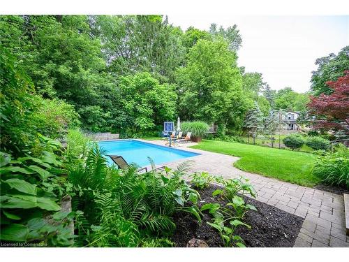 101 Hillcrest Avenue, Dundas, ON - Outdoor With In Ground Pool