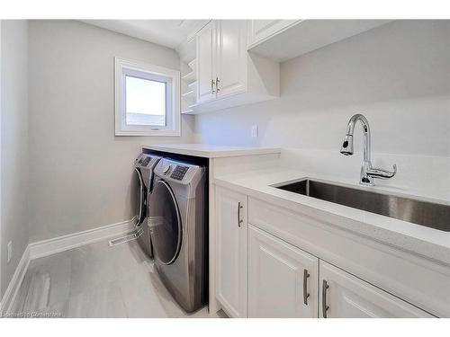 14 Lakeview Drive, Stoney Creek, ON - Indoor Photo Showing Laundry Room