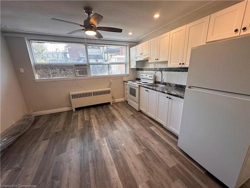 2A-119 Macnab Street, Hamilton, ON - Indoor Photo Showing Kitchen