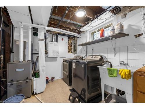 5732-5734 Ramsey Road, Niagara Falls, ON - Indoor Photo Showing Laundry Room