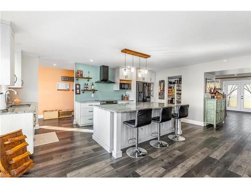 11417 Lakeshore Road, Wainfleet, ON - Indoor Photo Showing Kitchen With Upgraded Kitchen