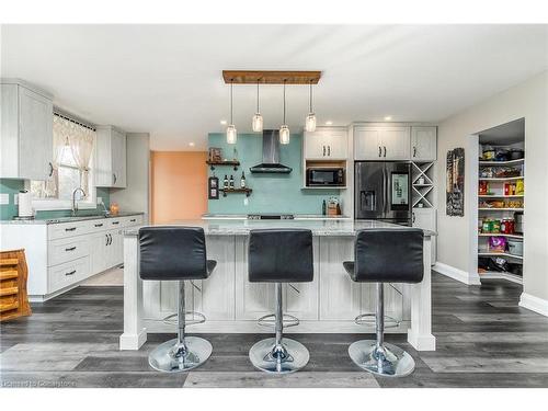 11417 Lakeshore Road, Wainfleet, ON - Indoor Photo Showing Kitchen With Upgraded Kitchen