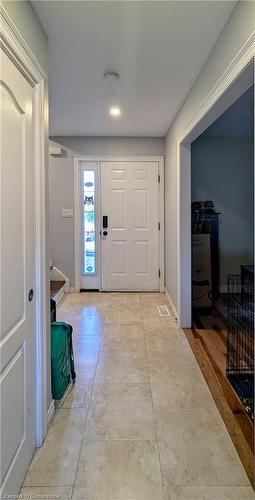 16 Lindan Street, Smithville, ON - Indoor Photo Showing Other Room