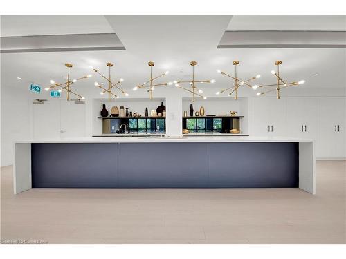 501-10 Gibbs Road, Toronto, ON - Indoor Photo Showing Kitchen